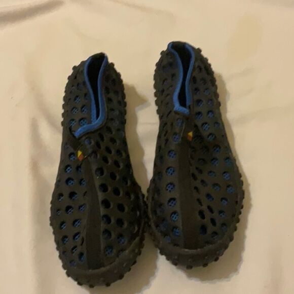 BM WATERING SHOES SIZE 39 - Picture 1 of 7